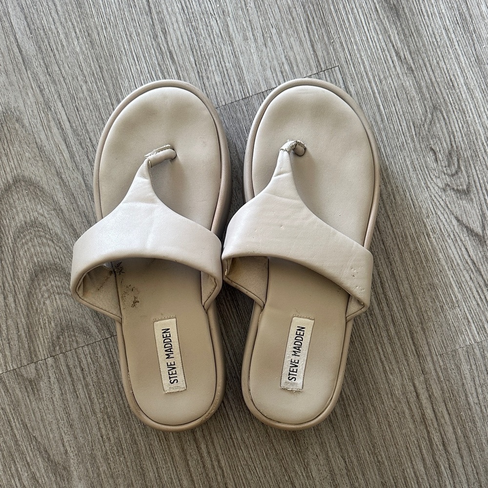 Steve Madden Beige Women's Sandals